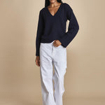 maglia con scollo a v e manica a campana by milaura. D2500894 866 BLU milaura 