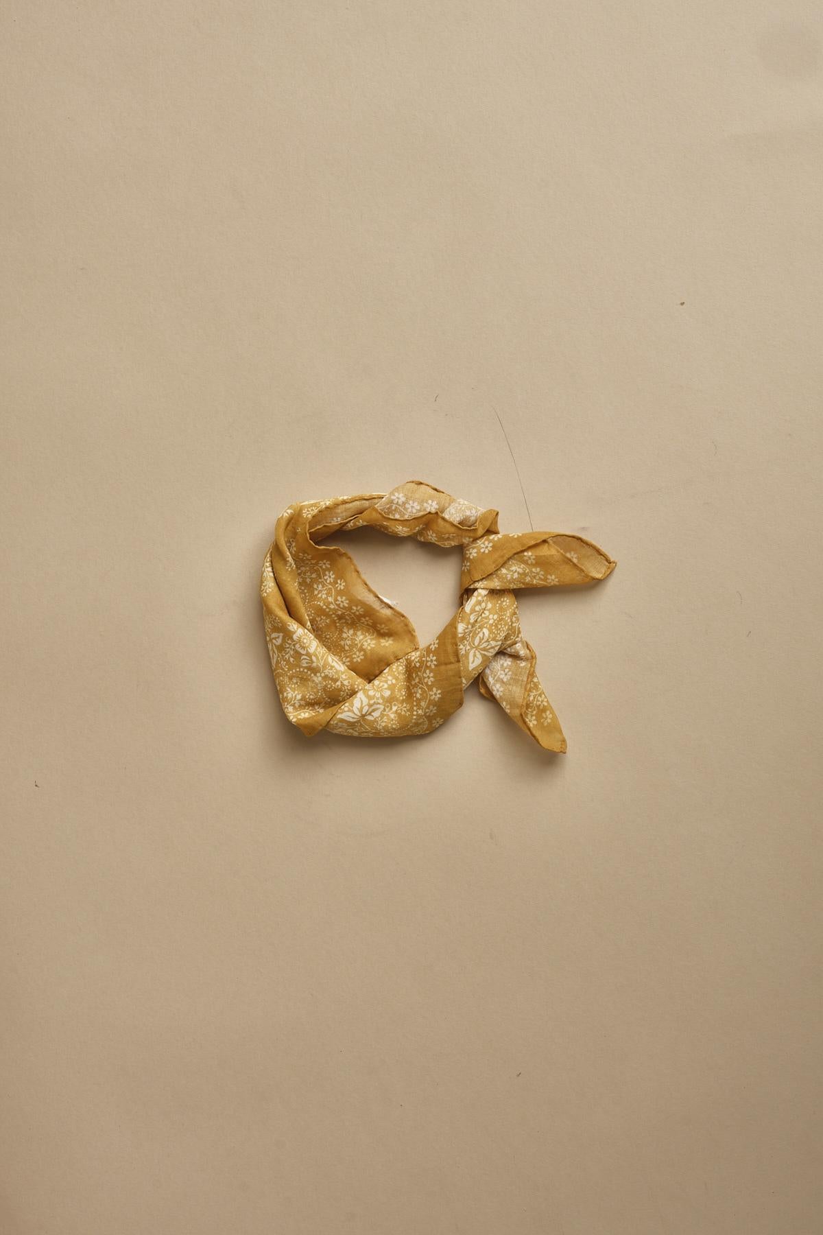fazzoletto quadrato in voille di cotone con stampa bandana POCKET GIALLO massimo alba 