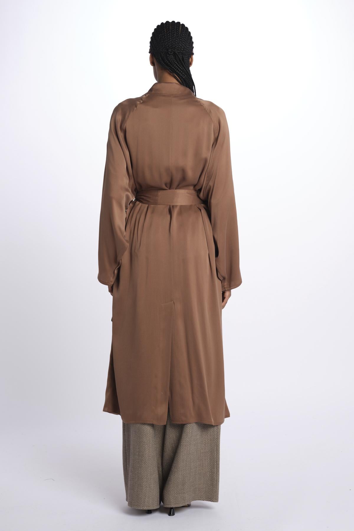 28A50 trench over in crepe satin 28A50 CACAO dusan 