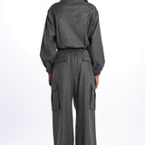  243260230 GRAY30 vis a vis 