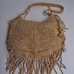 borsa a tracolla con fiori laserati e frange NADINE SUEDE AB07 TABACCO via mail bag 