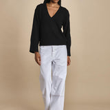 maglia con scollo a v e manica a campana by milaura. D2500894 872 NERO milaura 
