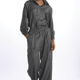  243260230 GRAY30 vis a vis 