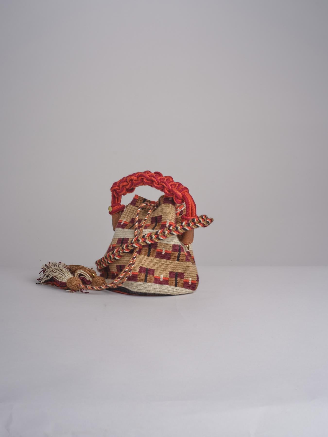 CROSSBODY mini bag macrame G12W-0001-3382 BORDEAUX guanabana 