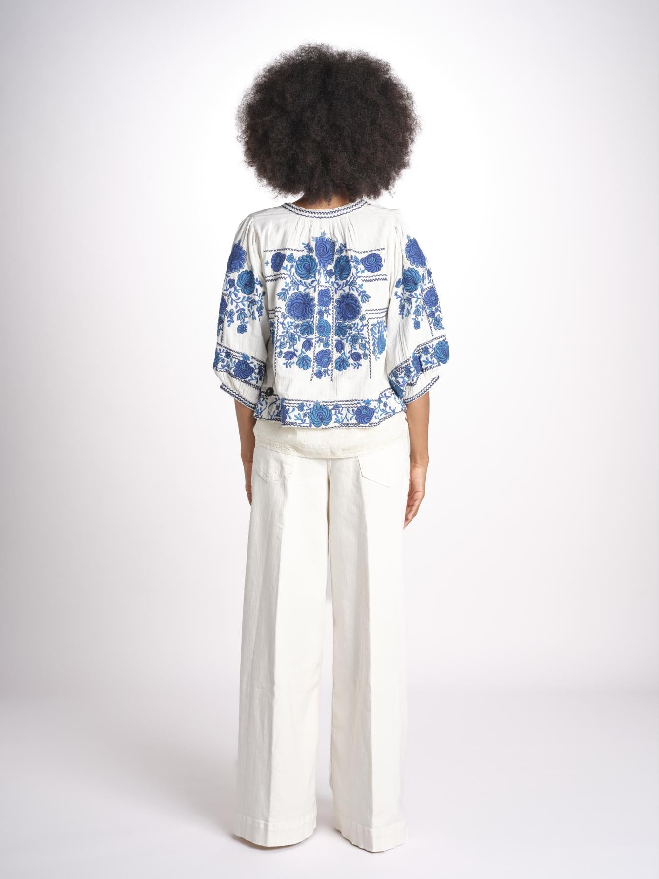 giacca con fiori ricamati GRETA JKT 747215 ECRU mabe 