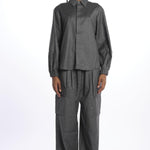  243-2001-30 GRAY30 vis a vis 