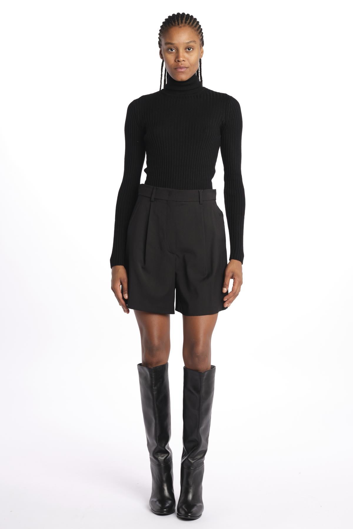  2425146041600 002NERO weekend maxmara 