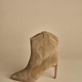 CAITLIN stivaletti camoscio tacco 9. CAITLIN BEIGE ba&sh 