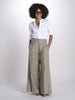 pantalone largo con nervature
