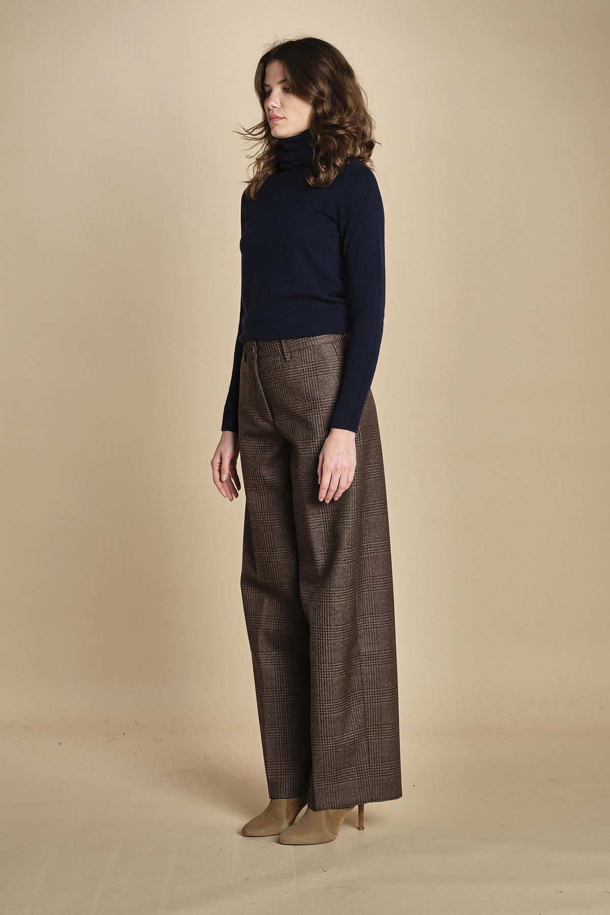 pantalone lungo chiuso fondo. NANCY NAN18 CHECK nine in the morning 