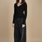 maglia scollo a v NOVA KNIT BLOUSE BLACK herskind 