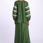 BYBLOS camicia in seta con manica ricamata by milaura. BE22486 GREEN KORA benaras soleil 