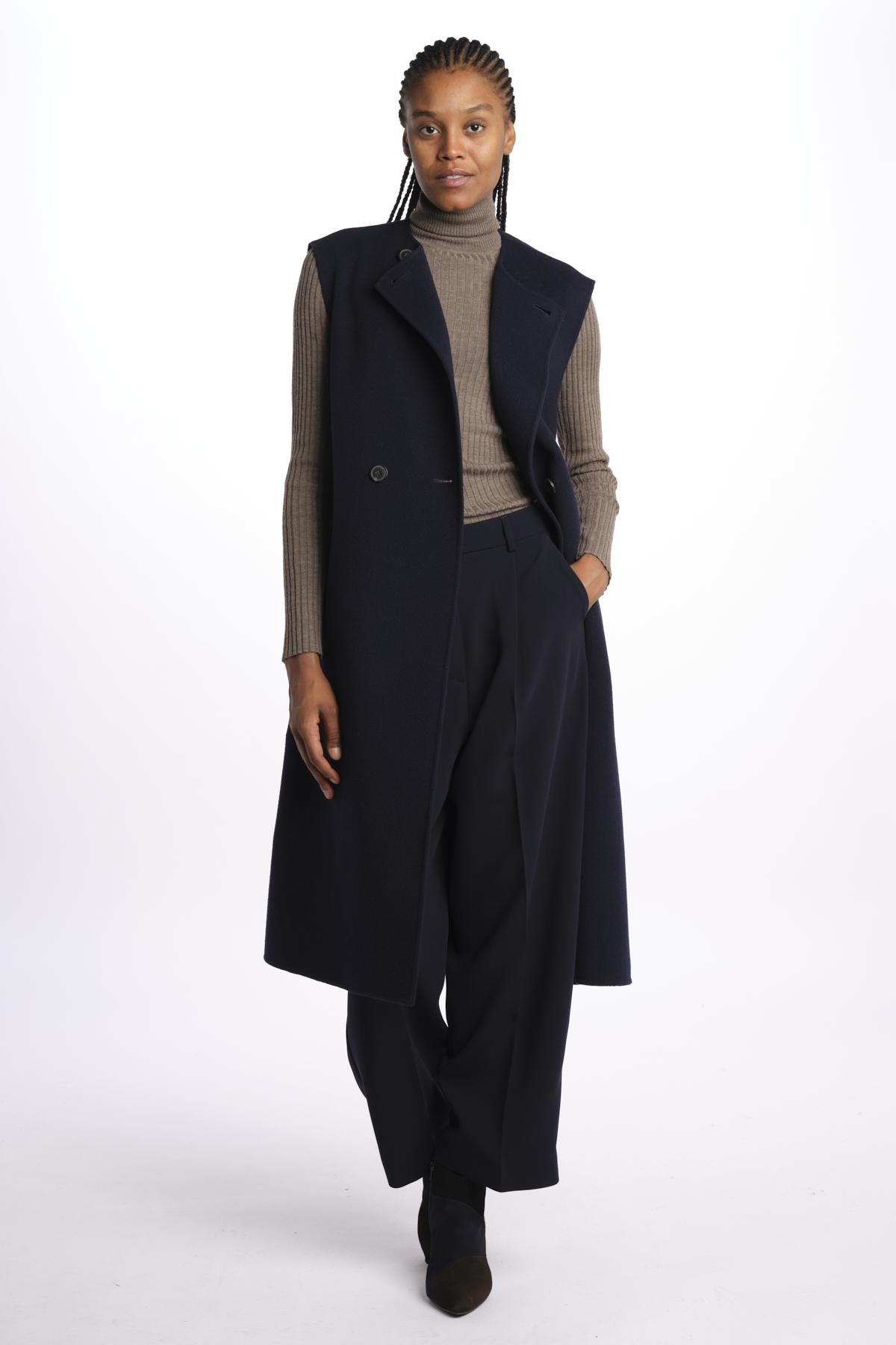  2425276011600 015NAVY weekend maxmara 