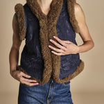 HUGO GILET ricamato con montone HUGO GILET NAVY antik batik 