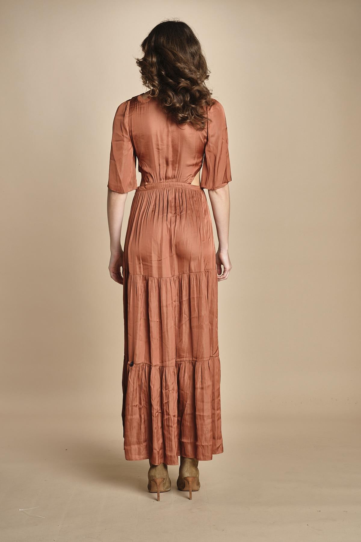 abito lungo in raso manica corta CYLMA PRALINE ba&sh 