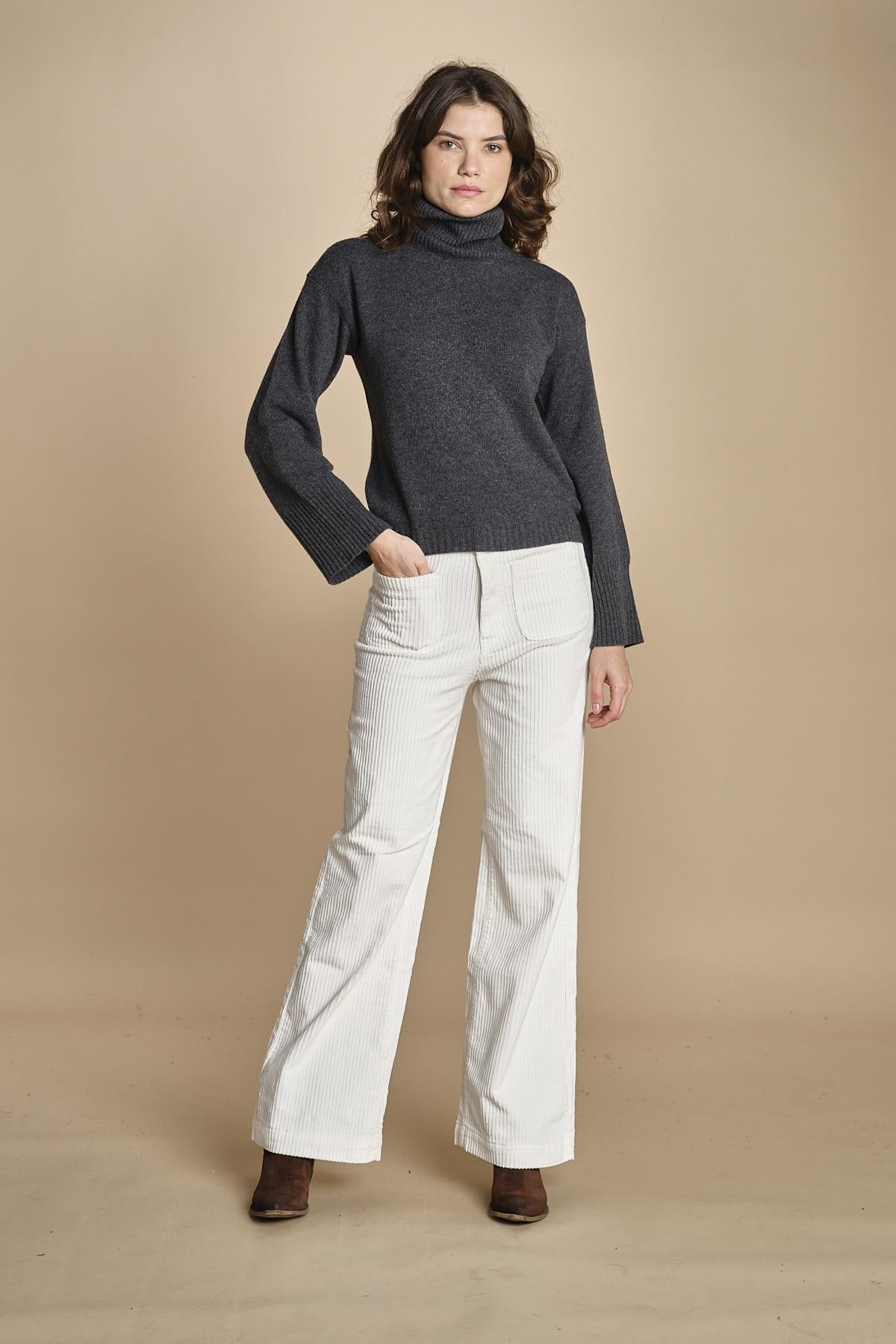 pantalone a zampa con taschine FAUVE WX WHITE fam 