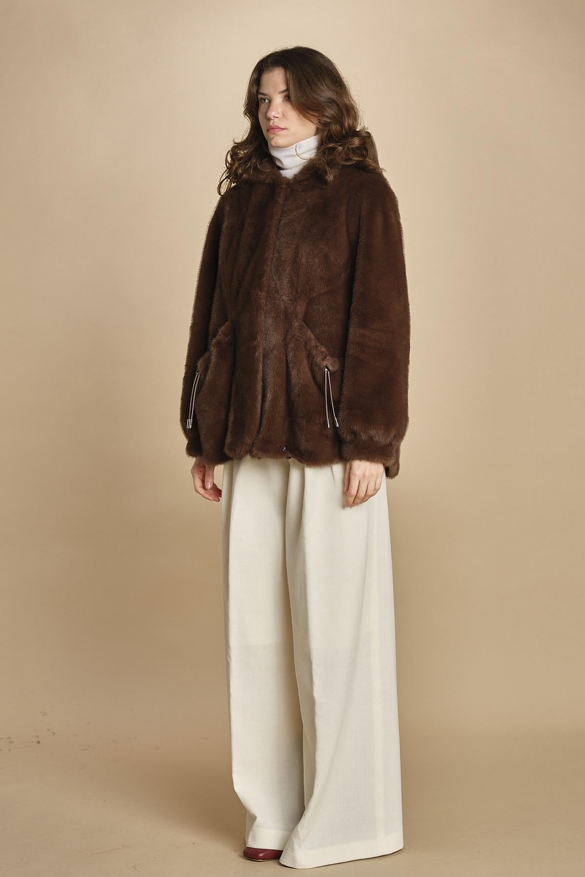 parka ecofur. SELENA MARON giovanni paris 