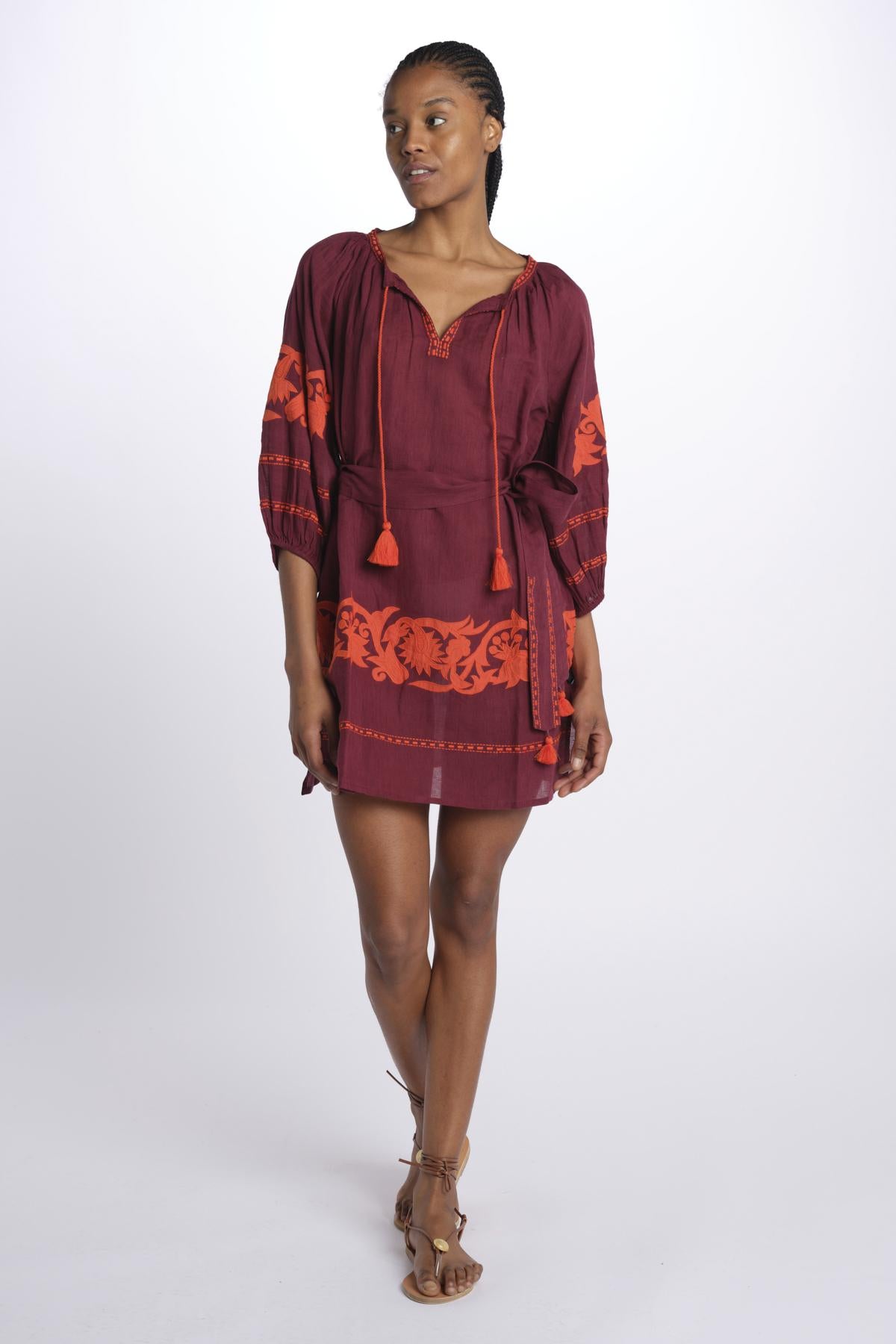PAISLEY tunica con fiori applicati by milaura. BE24877ATUN BURGUNDY benaras soleil 