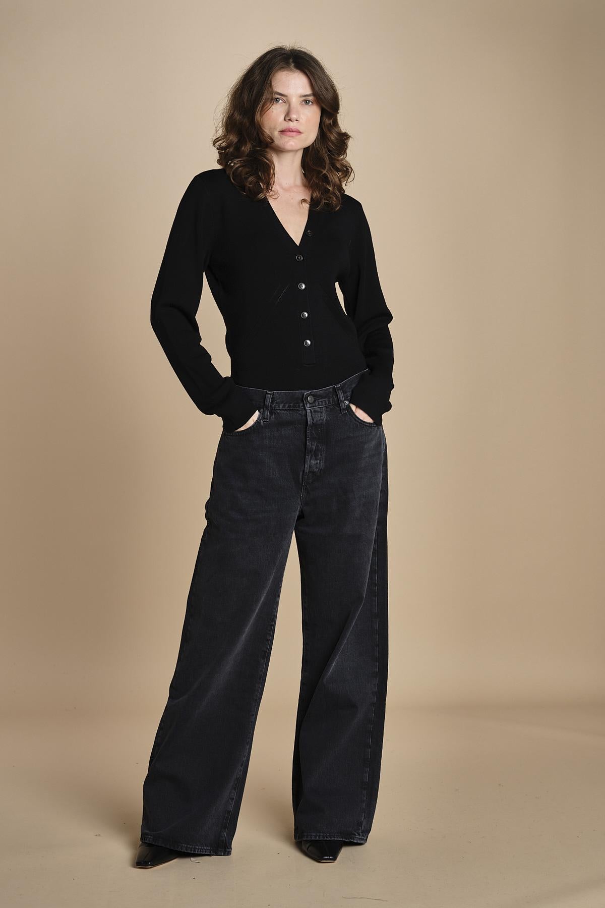 body scollo a v in merinos ANDERSON KNIT BODY BLACK herskind 