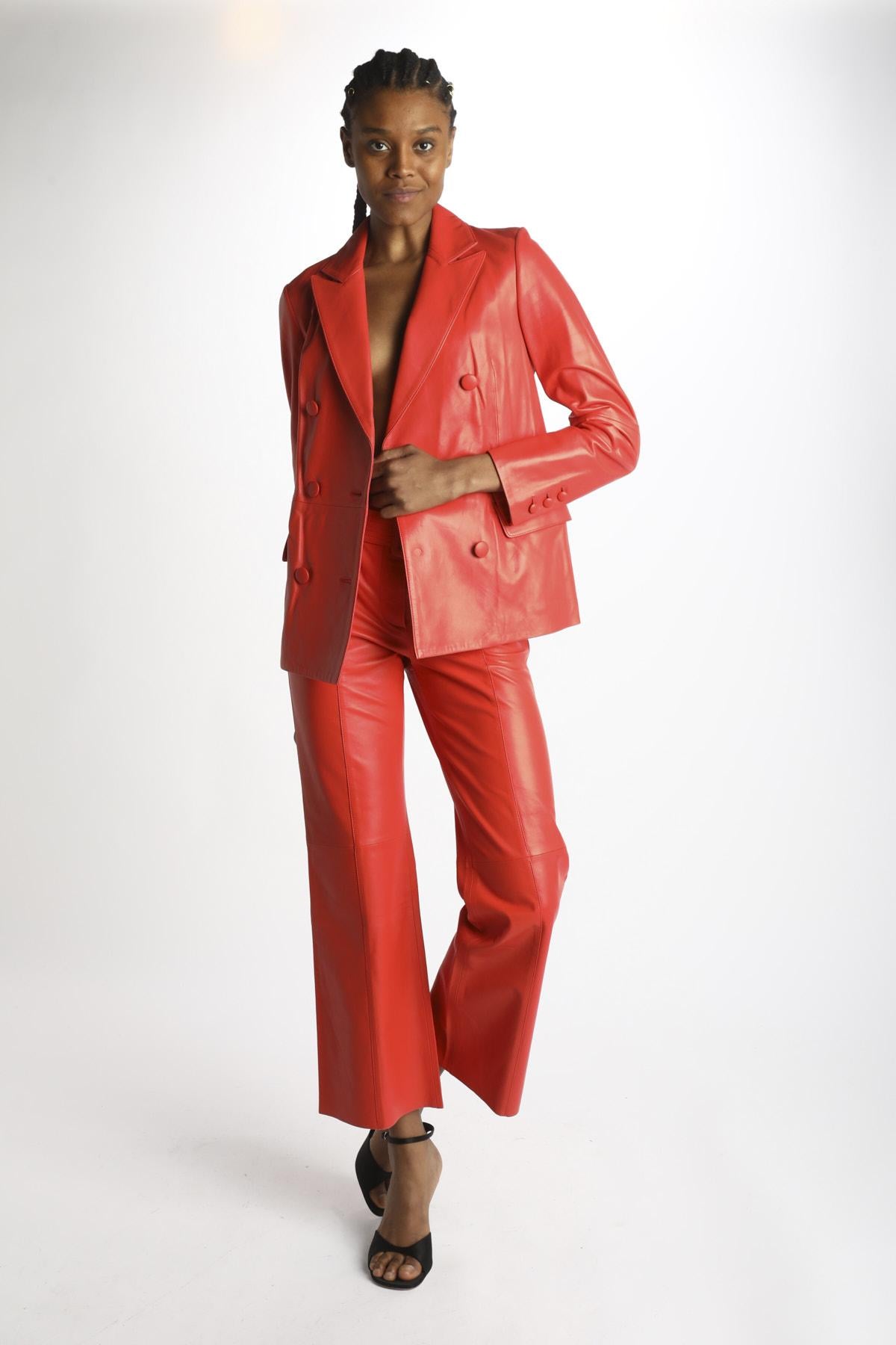  MIL009 RED milaura 