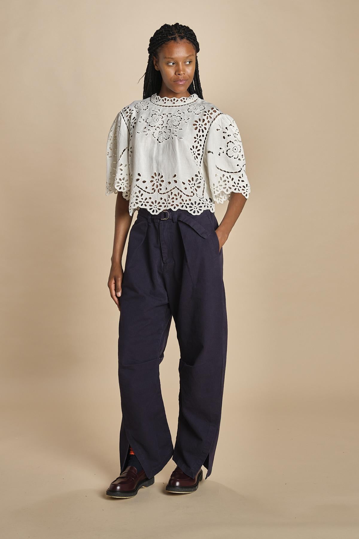 camicia girocollo con fiori intarsiati. LULA 016 WHITE sea ny 
