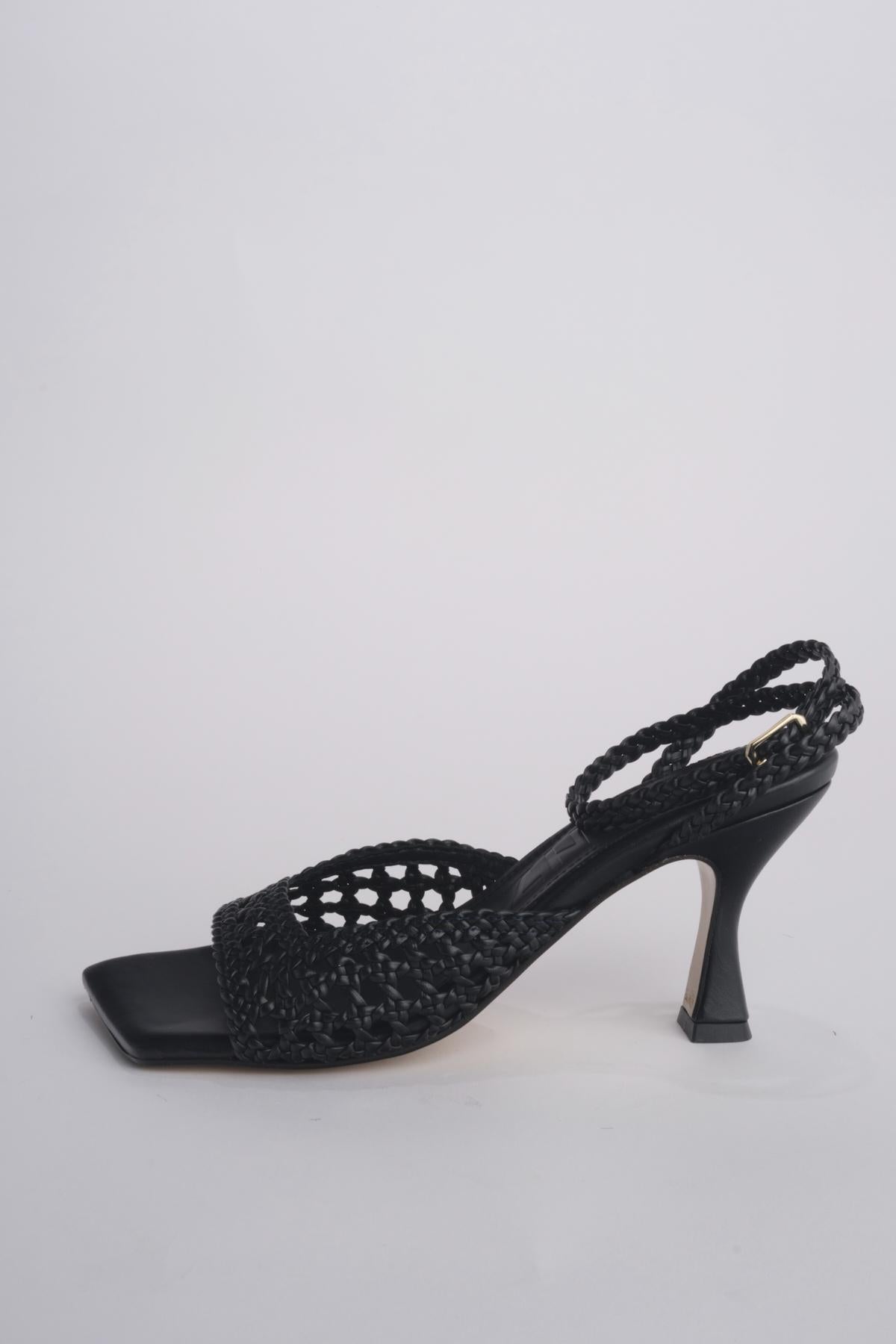 Sandalo traforato punto quadrata CATERINA BLACK martinez 