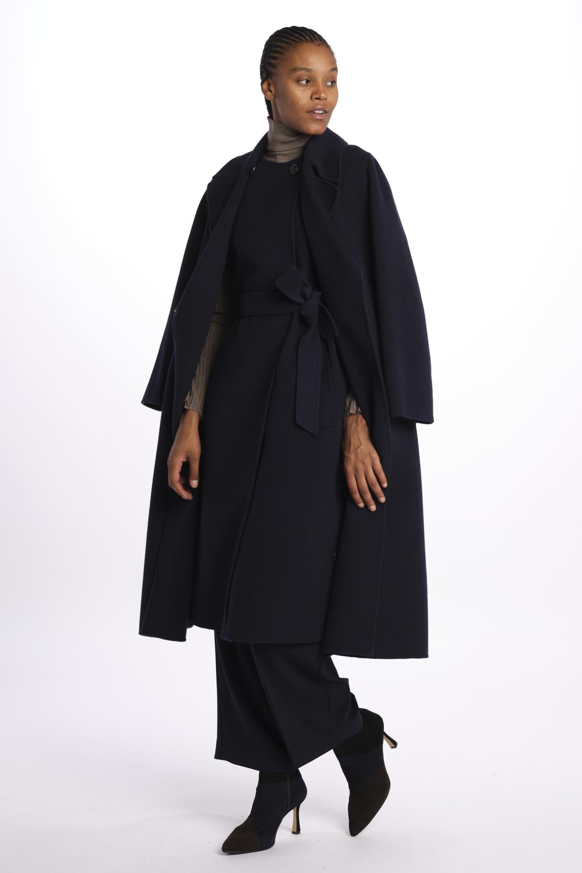  2425276011600 015NAVY weekend maxmara 