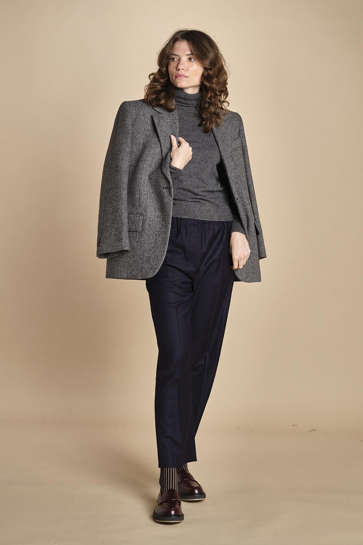 pantalone stretto con elastico HATELEY 2525136022600 028 weekend maxmara 