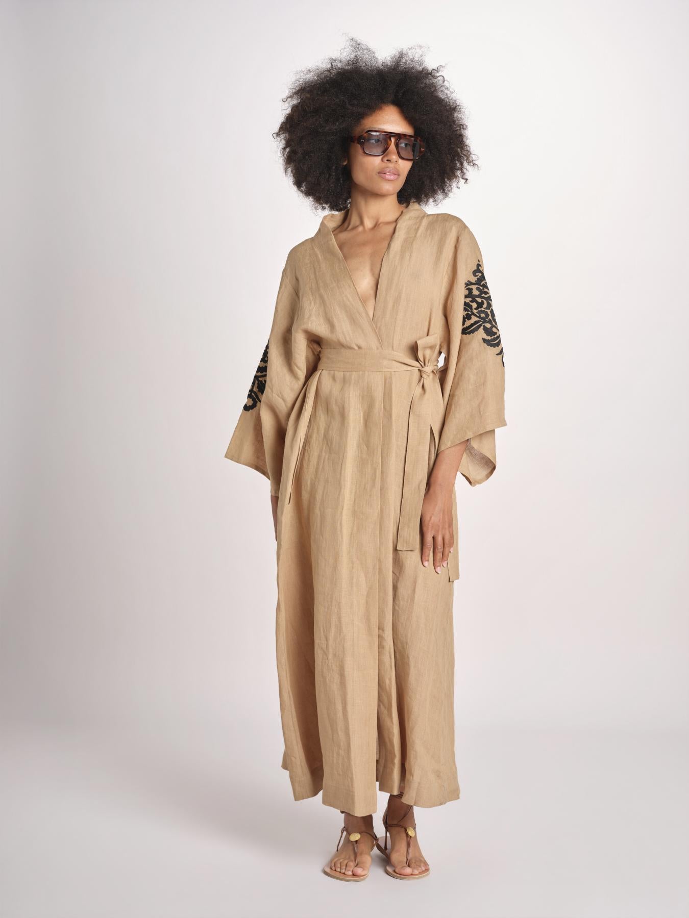 caftano lungo con ricami BE 25244 BEIGE BLACK benaras soleil 