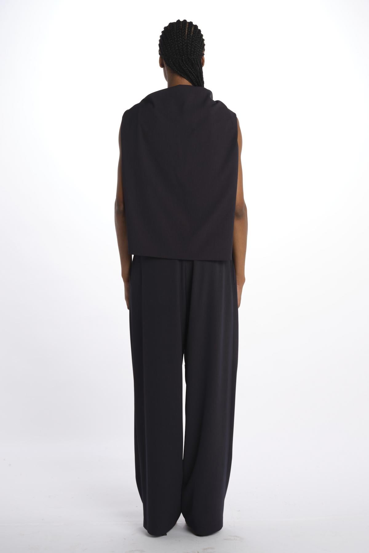 Top con nodo LS2511BL006ENA NAVY le 17 septembre 
