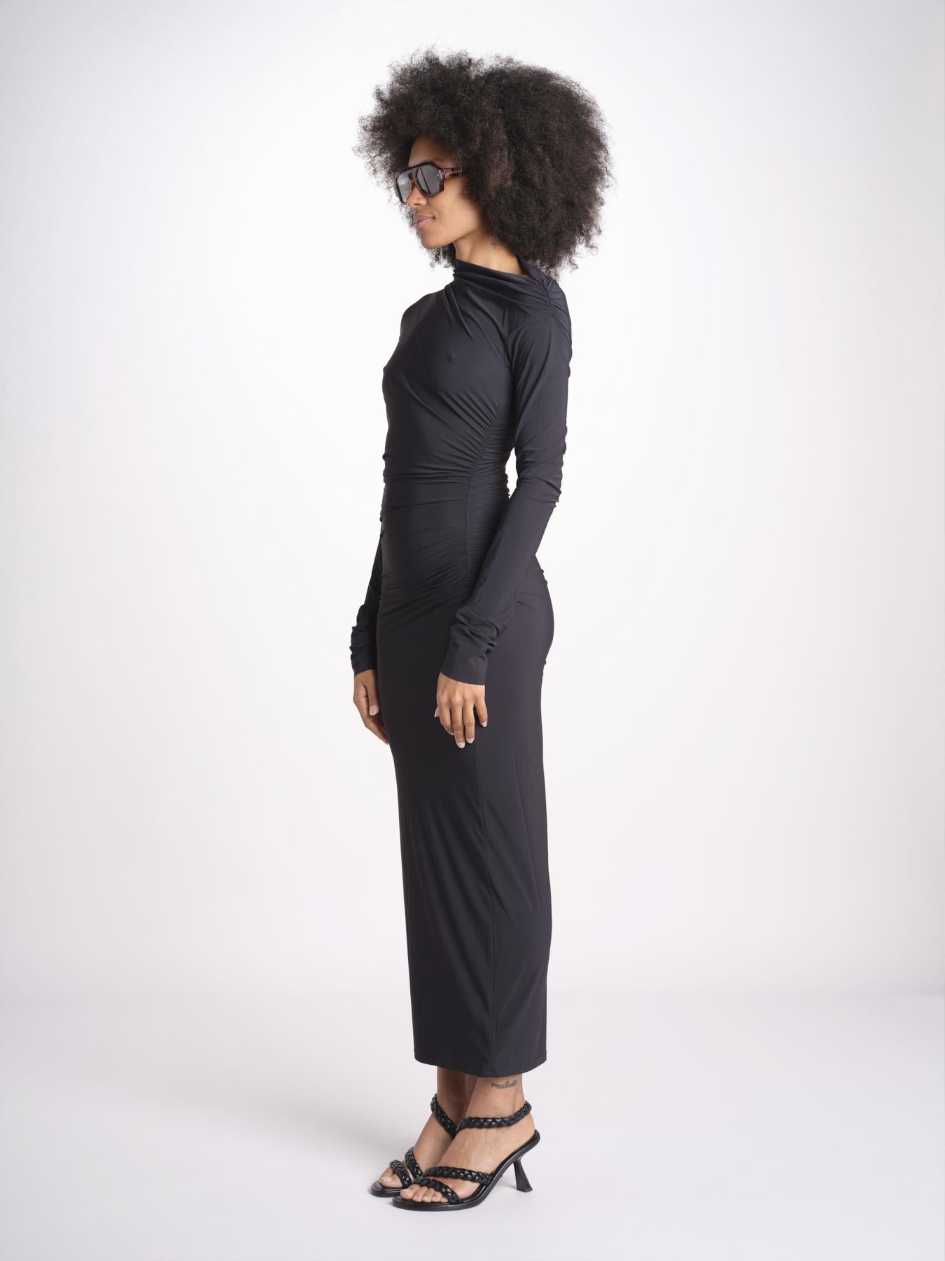 abito midi asimmetrico con manica lunga YARA DEEP BLACK amazuìn 