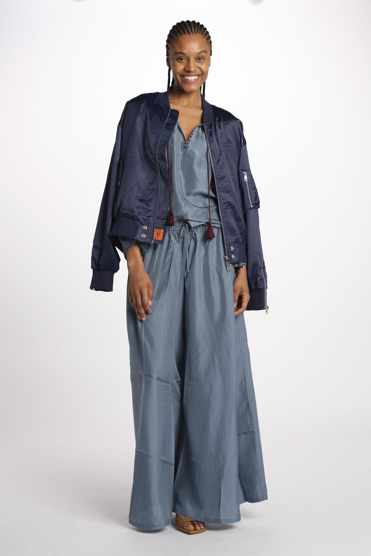 BYBLOS camicia in seta con manica ricamata by milaura. BE22486 GREY BLU benaras soleil 