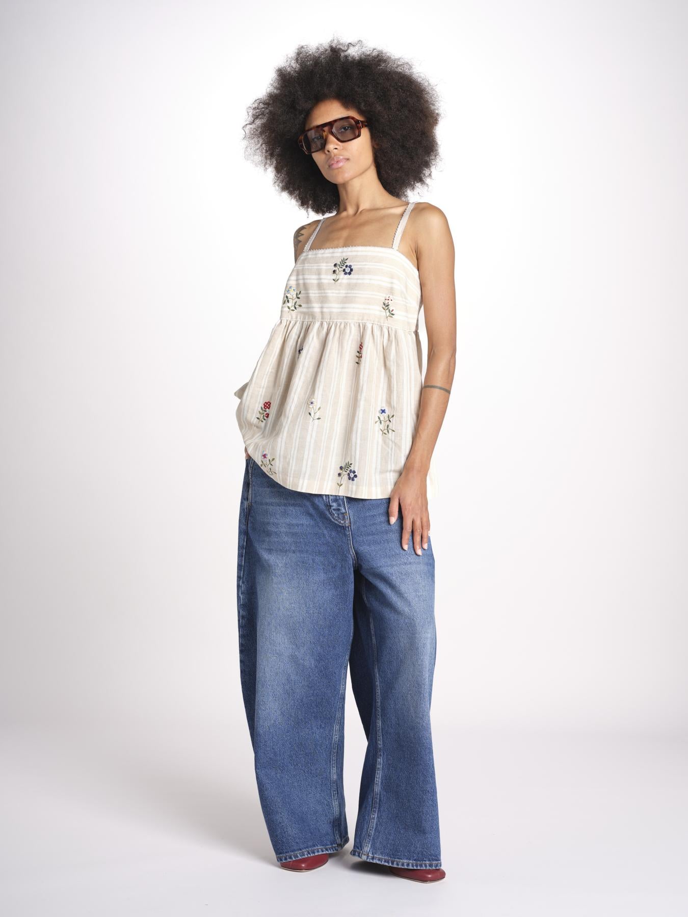 top a righe con fiorellini ricamati 1WS-58S BEIGE.WHITE STRIPES payal pratap 