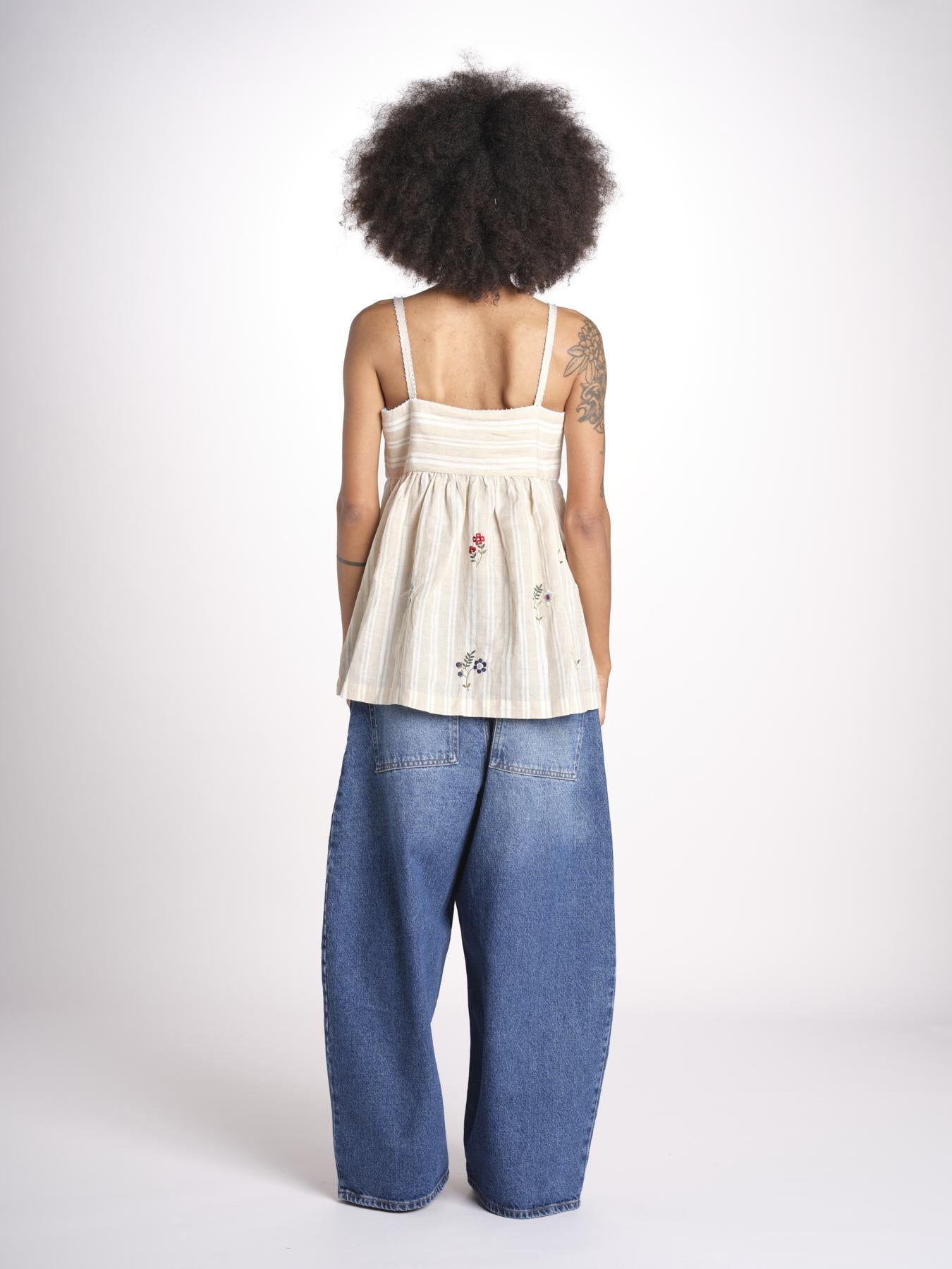 top a righe con fiorellini ricamati 1WS-58S BEIGE.WHITE STRIPES payal pratap 