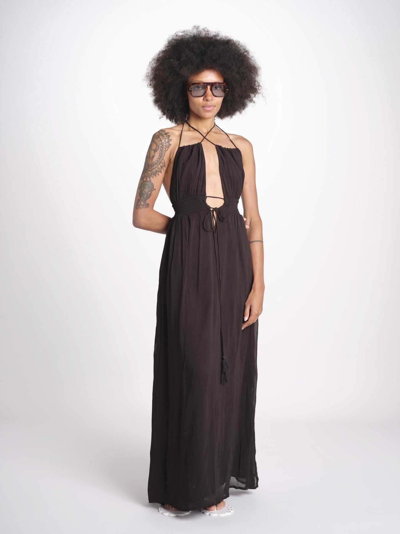 abito lungo scollo e nodo CORALBLK NOIR laraethnics 