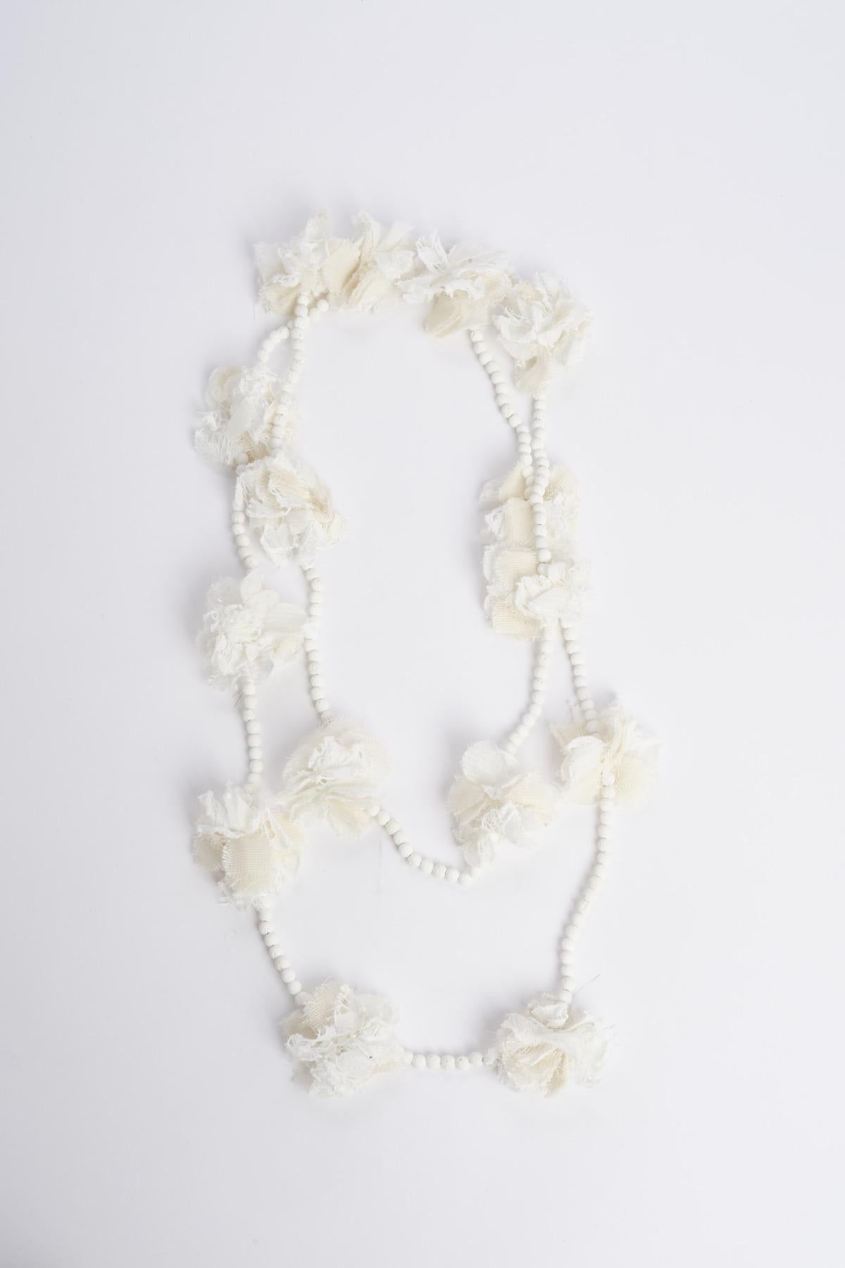 la strega NECKLACEWHITESTONEWHITE