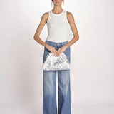 clutch in spugna dipinta a mano PM.25E28. 213 WHITE SILVER le daf 