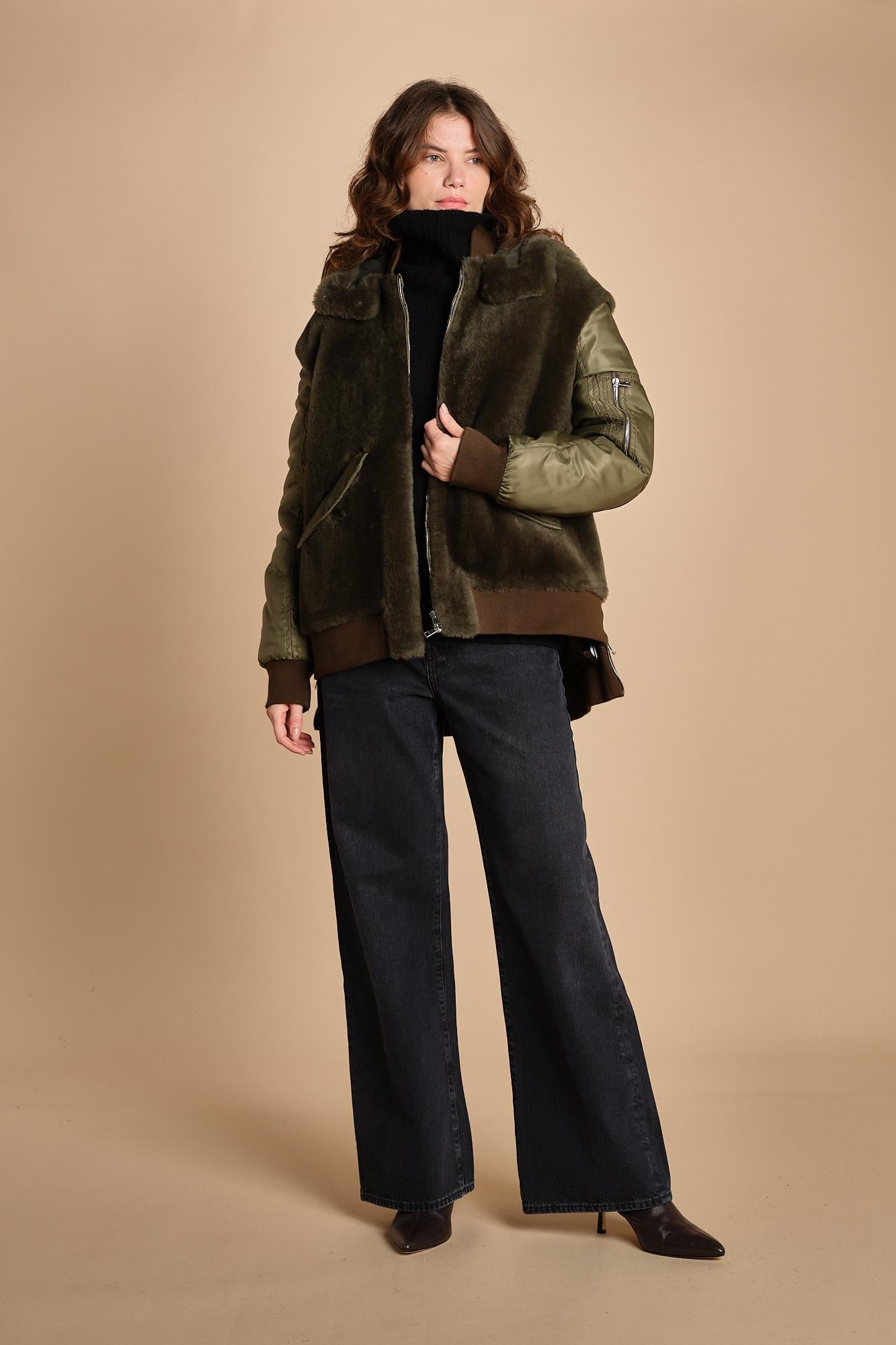 24065 giubbotto in nylon e pelliccia 24065350 MILITARE milaura 