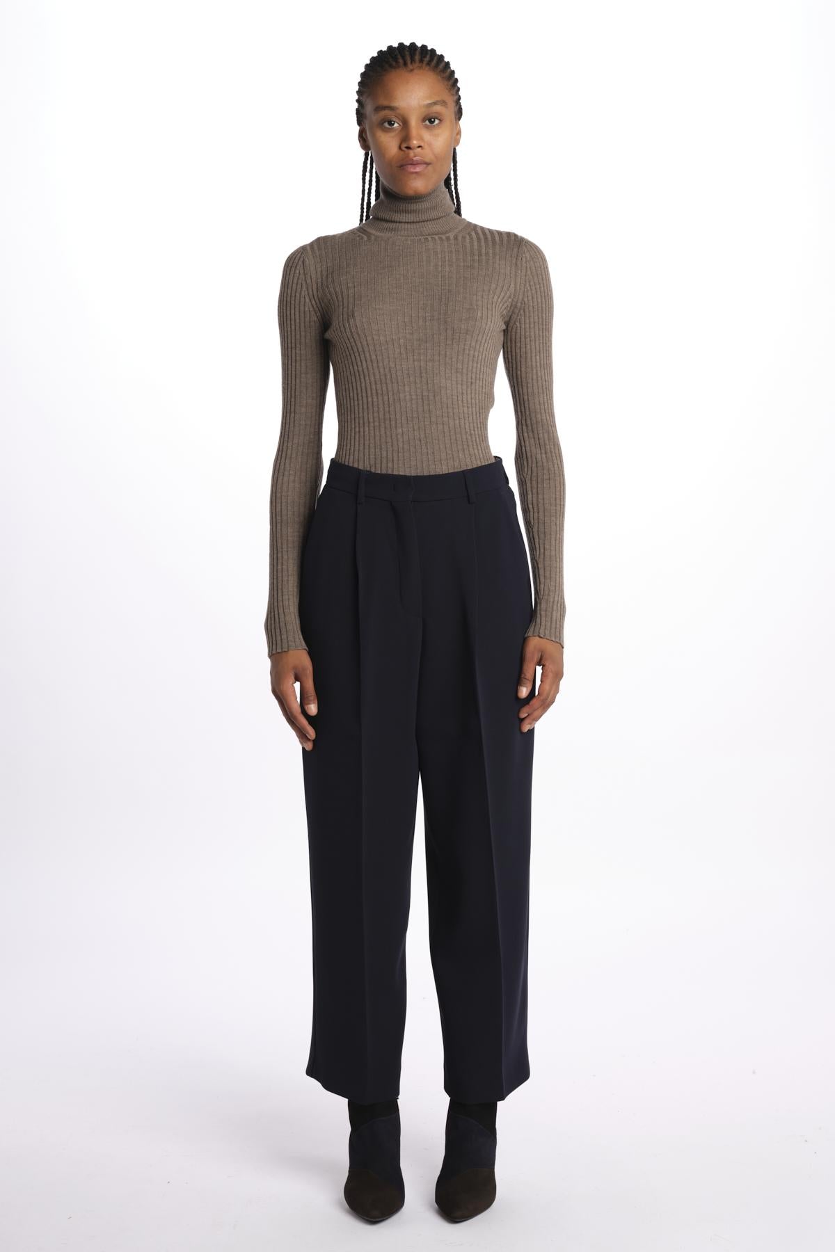  2425136091600 005BLU weekend maxmara 