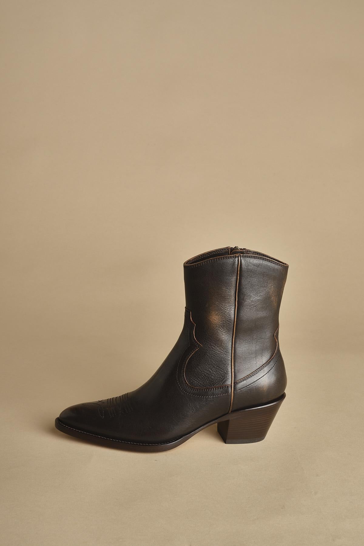 stivaletto texano. B10191ETRUVT-DC 11 NOCE T.MORO buttero 