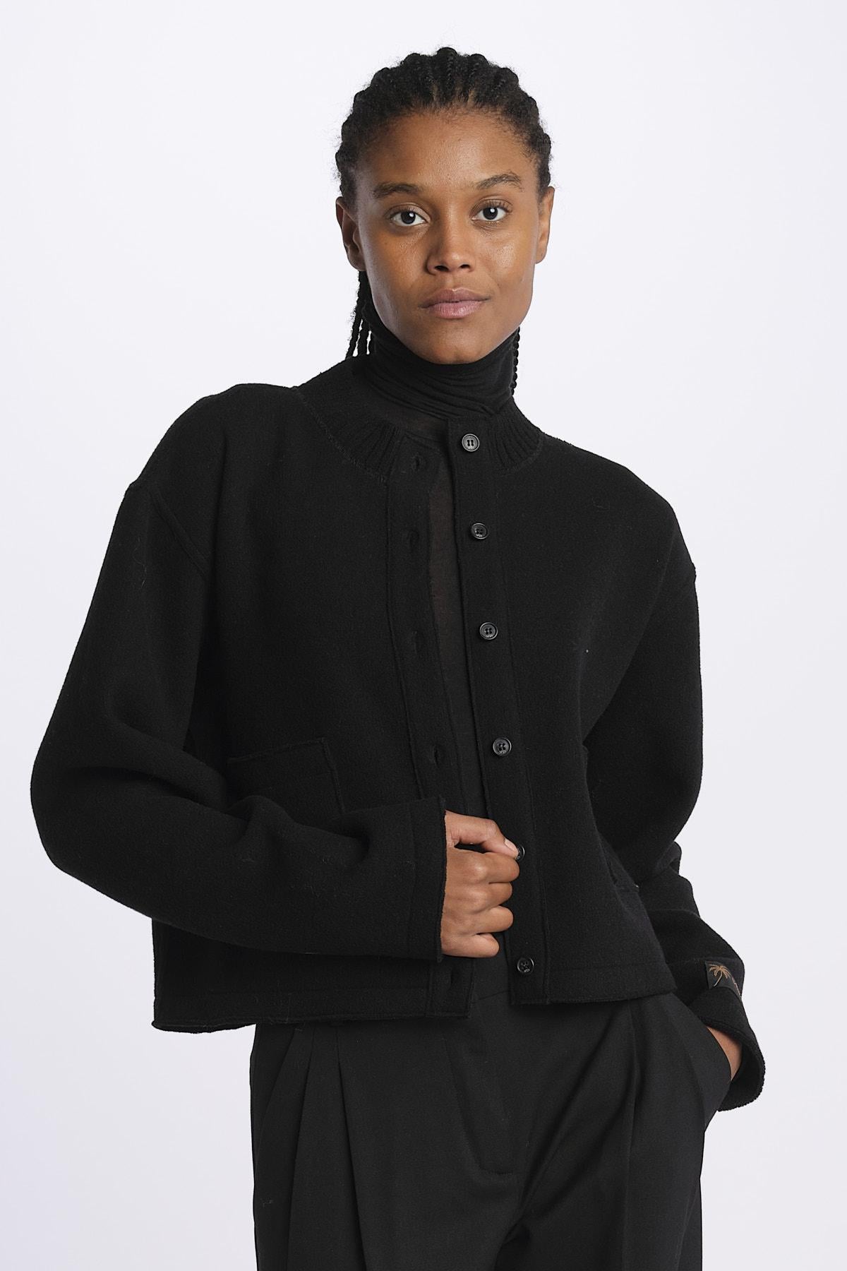  E04146028924 NERO n21 
