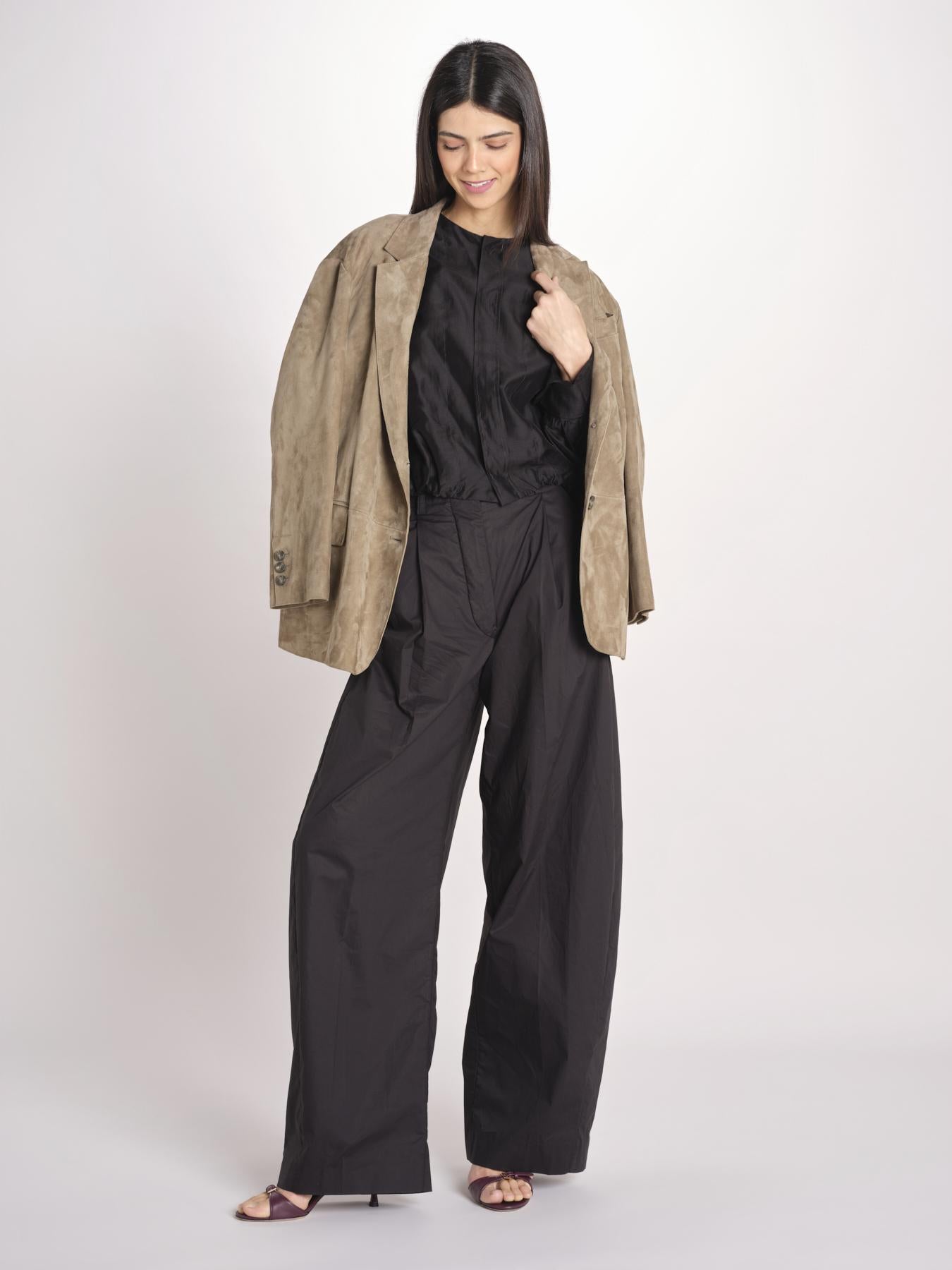 camicia in mussola con manica a sbuffo DIANA 4007 T0161 BLACK T0002 the latest 