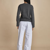 maglia con scollo a v e manica a campana by milaura. D2500894 871 GRIGIO milaura 