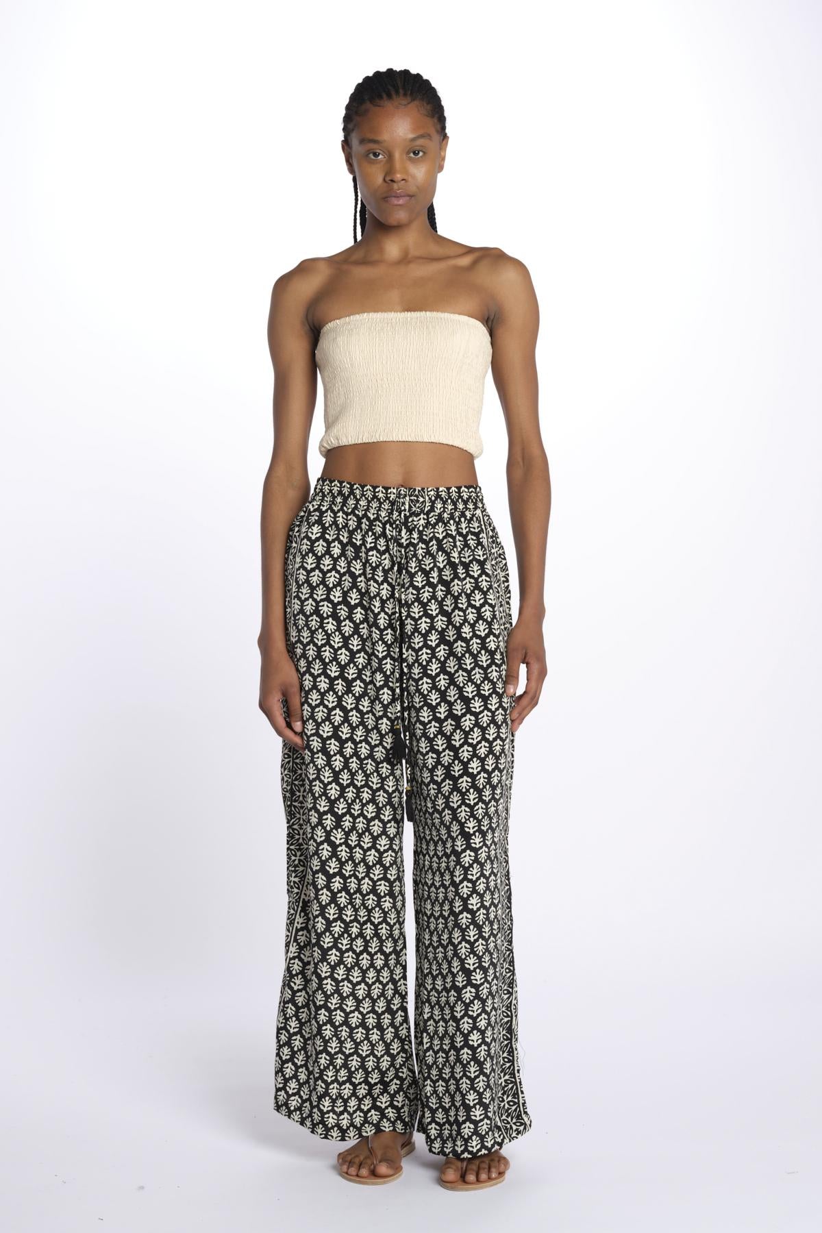 DAKOTA pantaloni con elastico in vita stampa foglie DAKOTA INDIAN BLACK laraethnics 