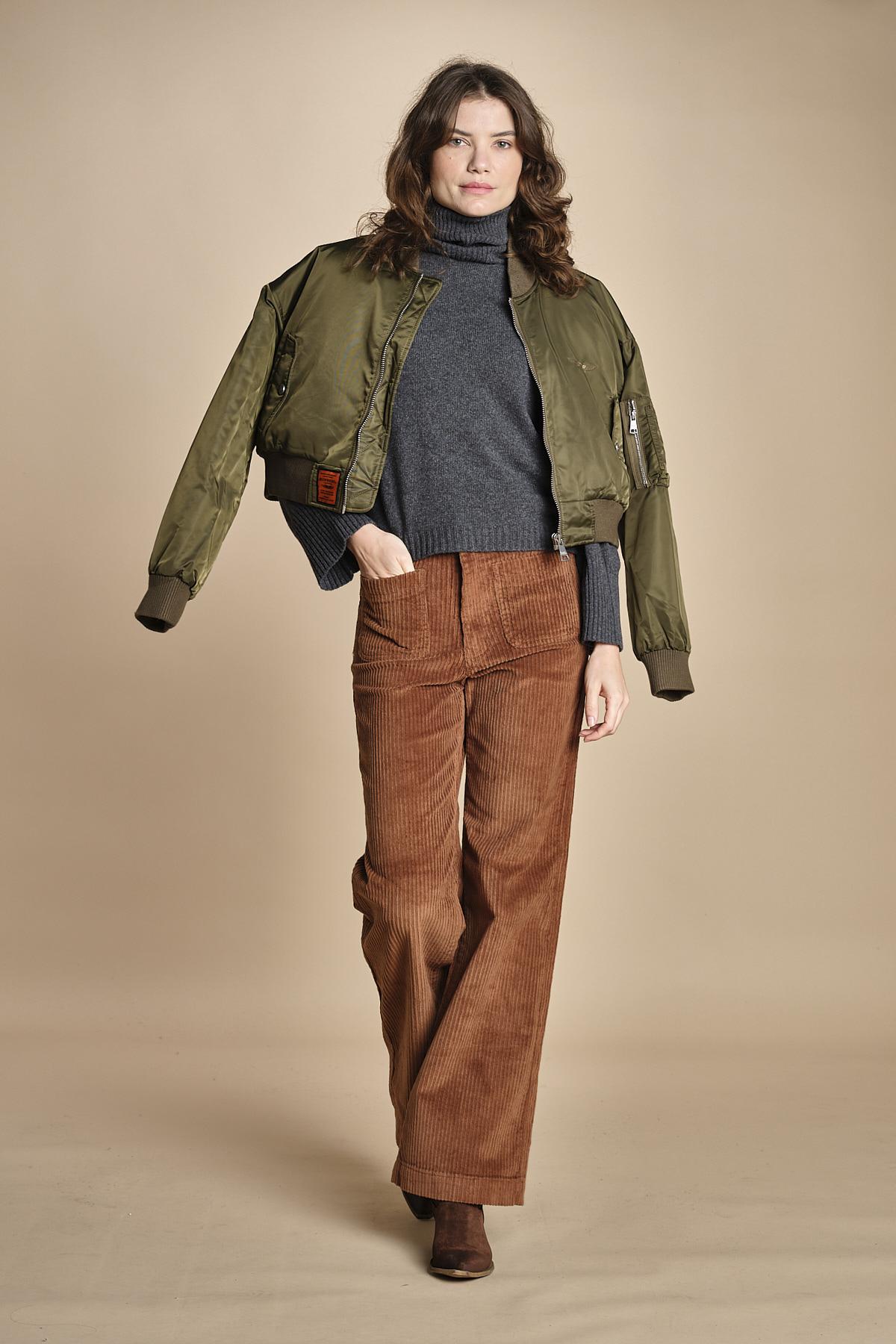 pantalone a zampa con taschine FAUVE WX CARAMEL fam 