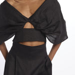 NIKA top manica a sbuffo con buco TOP NIKA NERO inasami 