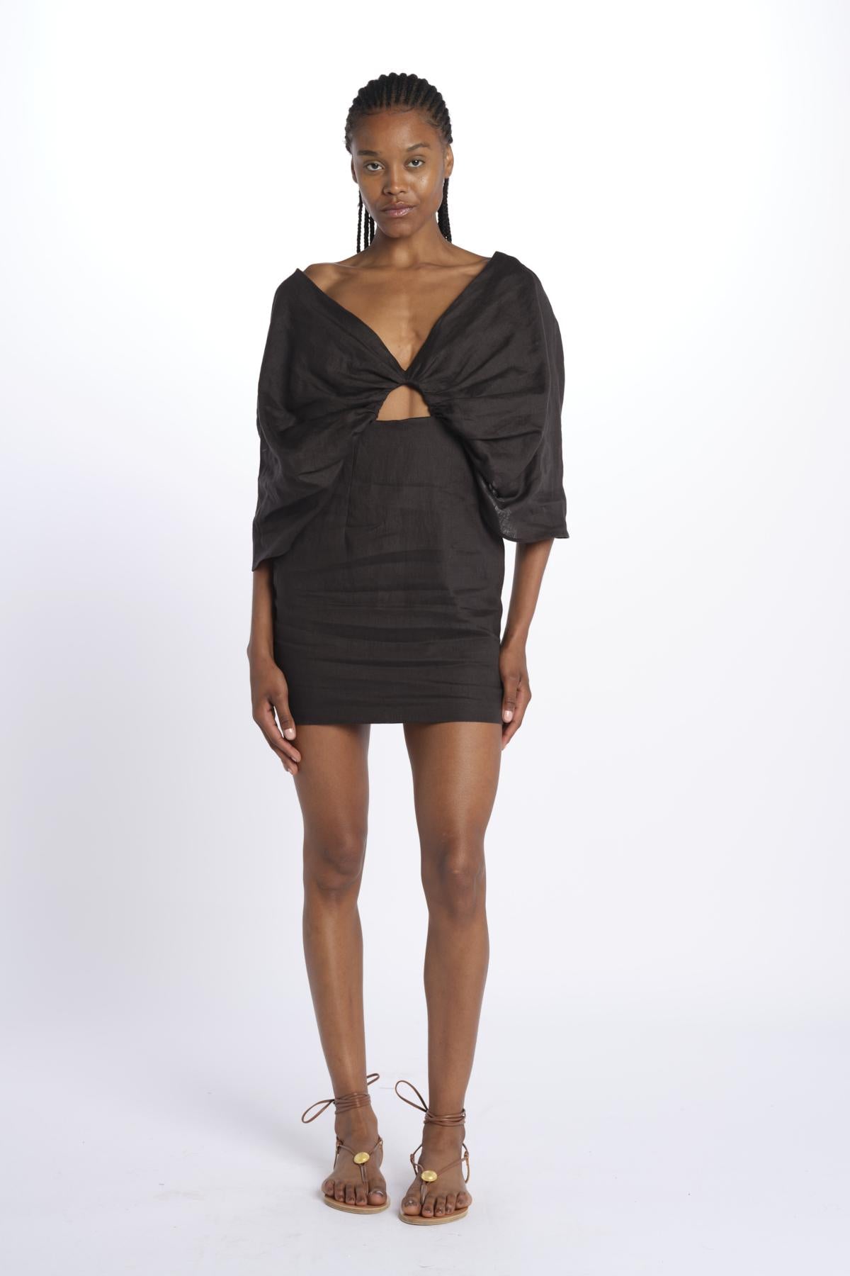 DRESS HELLI mini abito con manica a sbuffo DRESS HELLI NERO inasami 