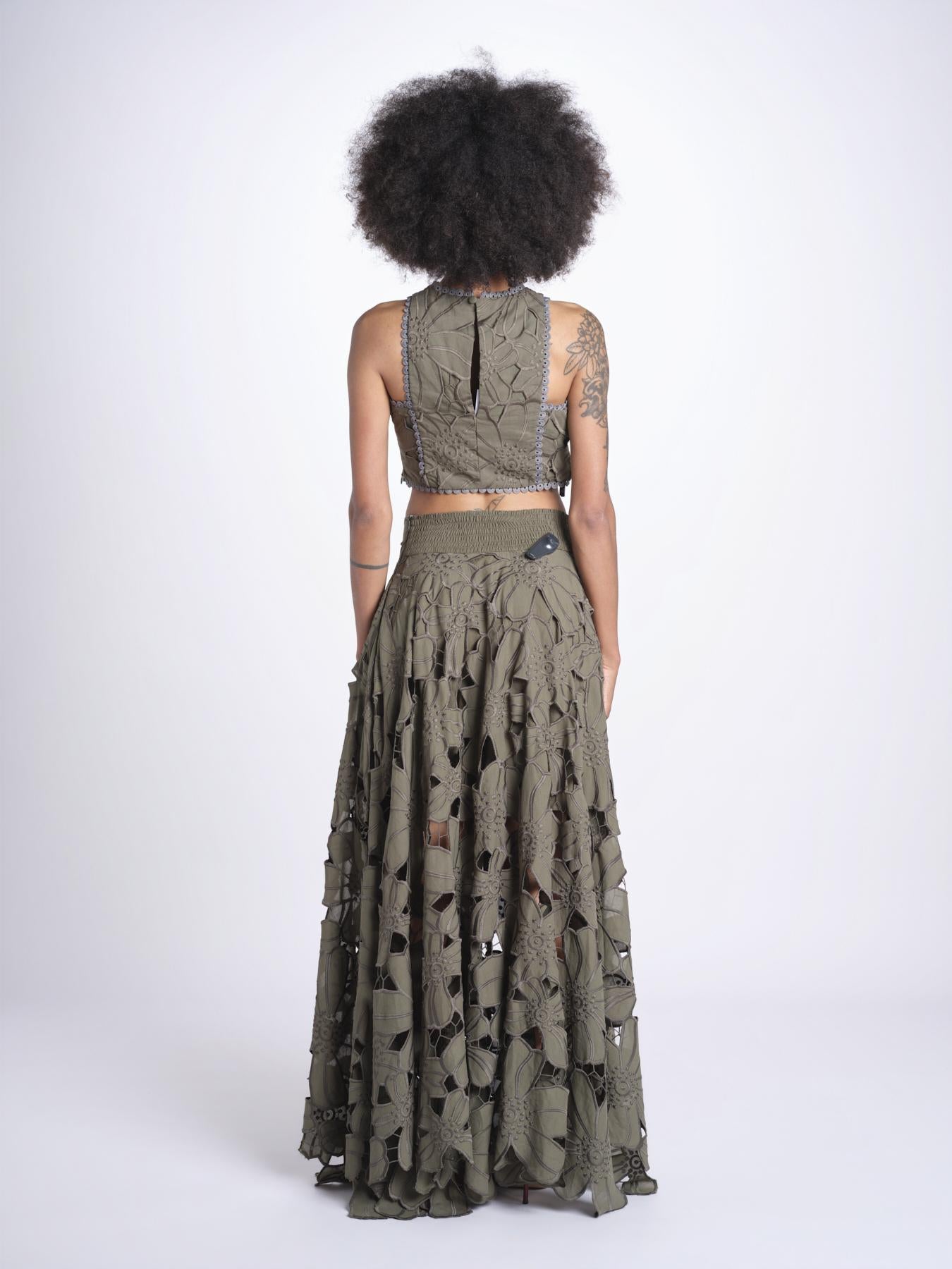 top corto con intarsio fiori AGNES M1720 PESTO lace the label 