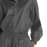  243260230 GRAY30 vis a vis 