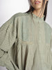 Camicia con ricami nervature